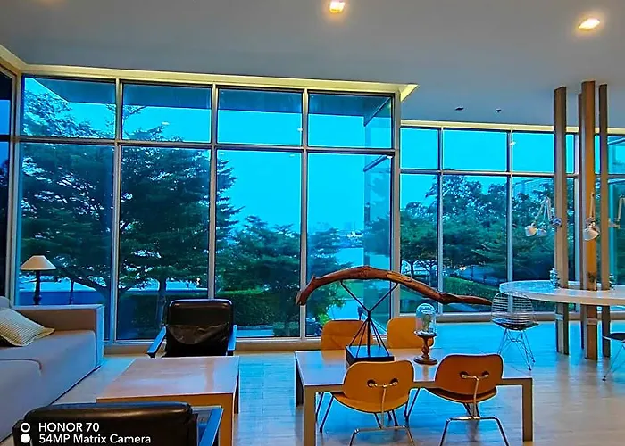 فندق Peacefully River Front Home, Refreshing Oasis