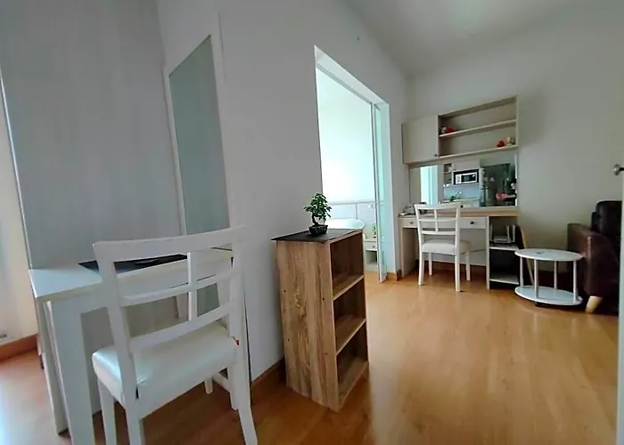 Peacefully River Front Home, Refreshing Oasis
