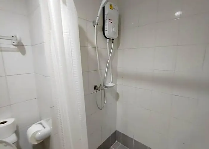Peacefully River Front Home, Refreshing Oasis 4* بانكوك